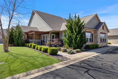 2402 Sw Coues Cv, Bentonville, AR, 72713-8384 | Card Image