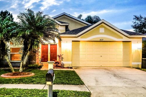 3837 Lockridge Dr, LAND O LAKES, FL, 34638-8053 | Card Image