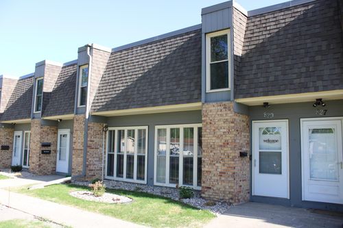 829 23rd Ave S, Moorhead, MN, 56560-4315 | Card Image