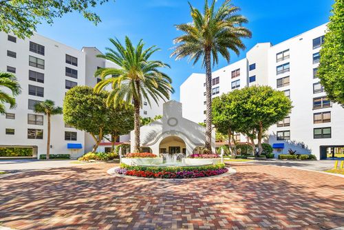 501-7575 Imperial Dr, Boca Raton, FL, 33433-2817 | Card Image