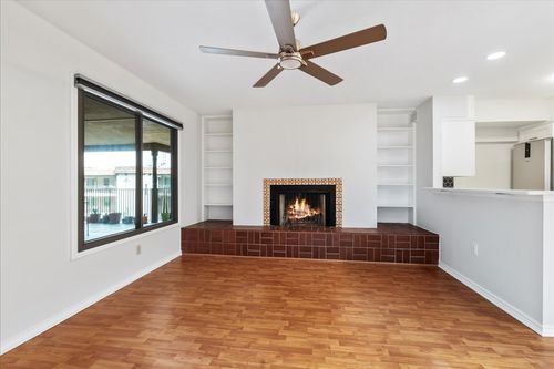 313-505 W 7th St, Austin, TX, 78701-2836 | Card Image