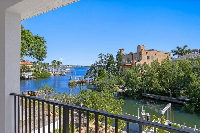 1739 1/2 Bayou Grande Blvd Ne, House other with 4 bedrooms, 4 bathrooms and null parking in St Petersburg FL | Image 51