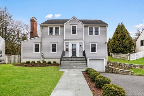 12 Robin Hill Rd, Scarsdale, NY, 10583-2608 | Card Image