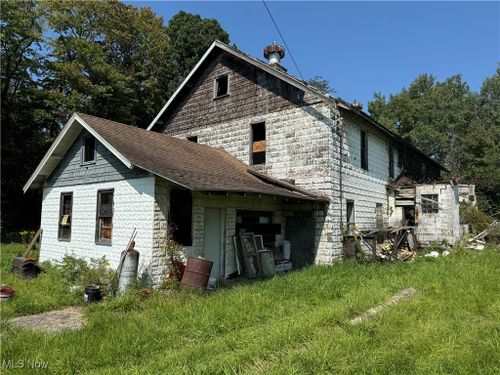 2977 State Route 307 E, Dorset, OH, 44032-9646 | Card Image