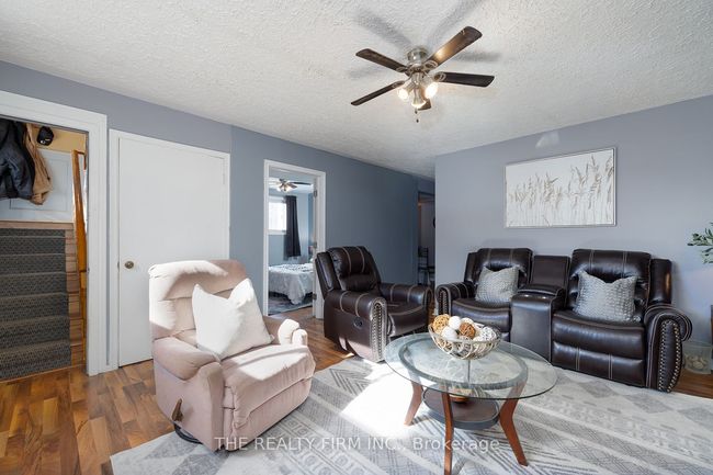 1707 Hansuld St, Home with 6 bedrooms, 2 bathrooms and 4 parking in London ON | Image 18