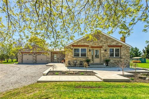 1866 Thompson Rd E, Norfolk, ON, N0A1S0 | Card Image