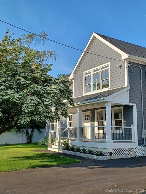 105 Houston Ter, Stamford, CT, 06902-4403 | Card Image