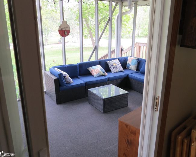 181 Center Point Dr, Home with 3 bedrooms, 2 bathrooms and 5 parking in Montezuma IA | Image 41