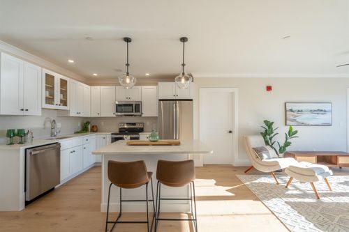 101-815 Lafayette Rd, Portsmouth, NH, 03801-5406 | Card Image