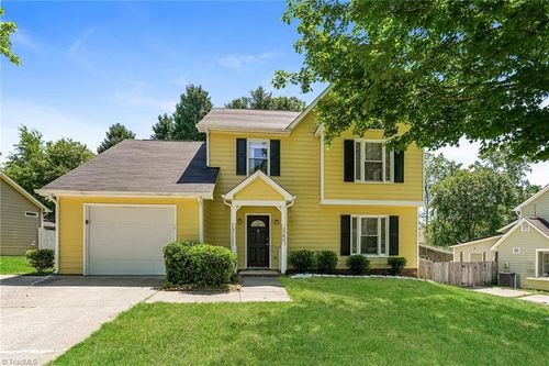 1786 Greencedar Lane, Winston Salem, NC, 27127 | Card Image