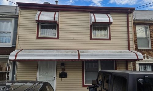 142 Pearl St, Paterson, NJ, 07501-2320 | Card Image