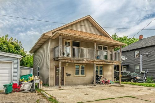 8 Nickel St, Port Colborne, ON, L3K1A9 | Card Image