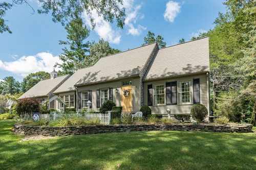 5 Tarkin Hill Ln, Bridgewater, MA, 02324-3589 | Card Image