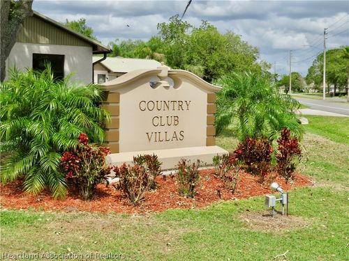 111 Villaway, Sebring, FL, 33876-7904 | Card Image