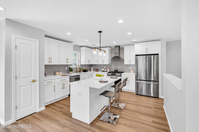 15 Sunset St, House other with 4 bedrooms, 3 bathrooms and null parking in Keansburg NJ | Image 8