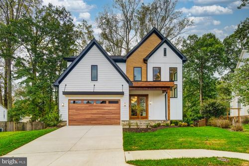 913 Symphony Cir Sw, VIENNA, VA, 22180-5960 | Card Image