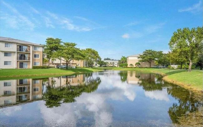 APT-902 - 900 Crestwood Ct S, Condo with 3 bedrooms, 2 bathrooms and null parking in Royal Palm Beach FL | Image 36