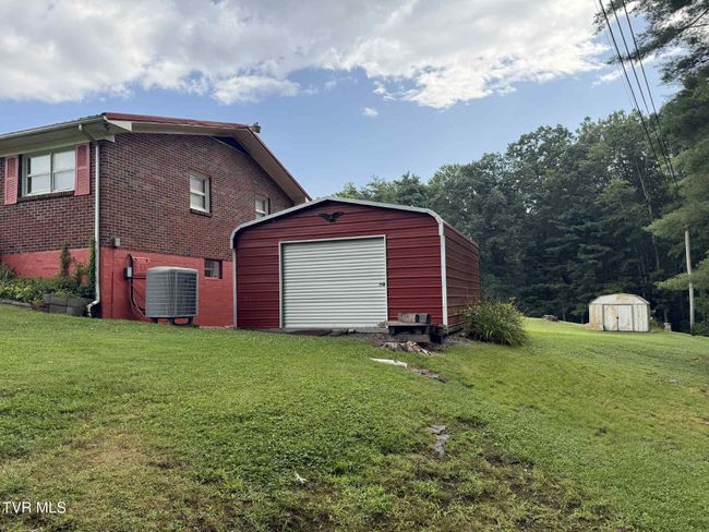2818 Dungannon Rd, House other with 3 bedrooms, 2 bathrooms and null parking in Coeburn VA | Image 78
