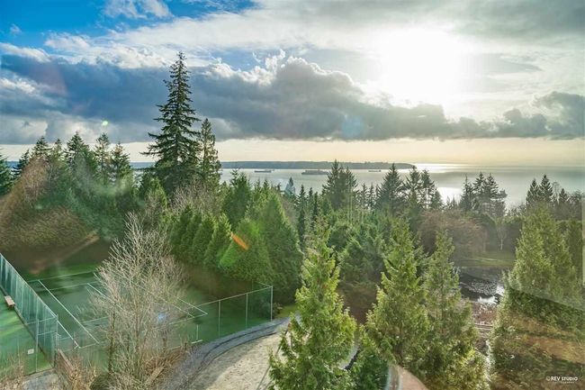 3050 Deer Ridge Close, Townhouse with 3 bedrooms, 2 bathrooms and 2 parking in West Vancouver BC | Image 31