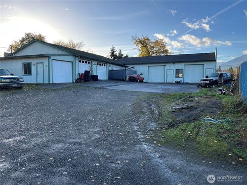 42 Elwha Rd, Port Angeles, WA, 98362-9041 | Card Image