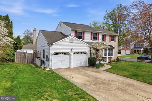 1 Yardley Ct, Mount Laurel, NJ, 08054-3153 | Card Image