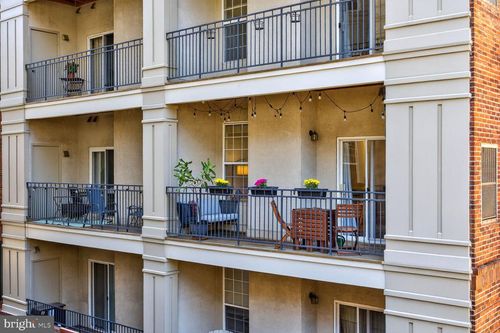 apt-205-2330 14th St, ARLINGTON, VA, 22201-5865 | Card Image