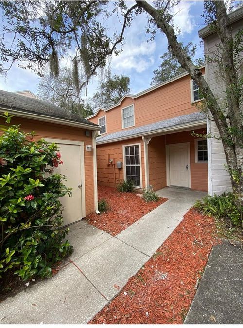 9459 Forest Hills Cir, Tampa, FL, 33612-7671 | Card Image