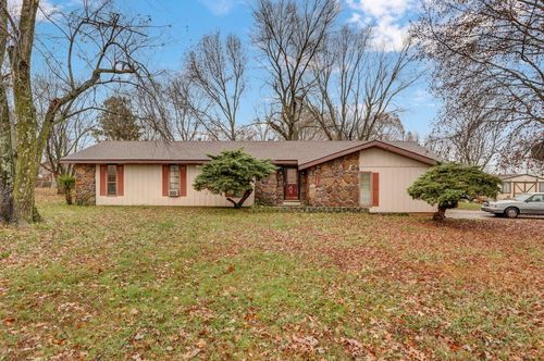 907 Northview Dr, Nixa, MO, 65714-8675 | Card Image