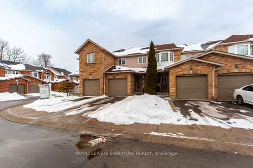 34-346 Highland Rd W, Stoney Creek, ON, L8J3T3 | Card Image