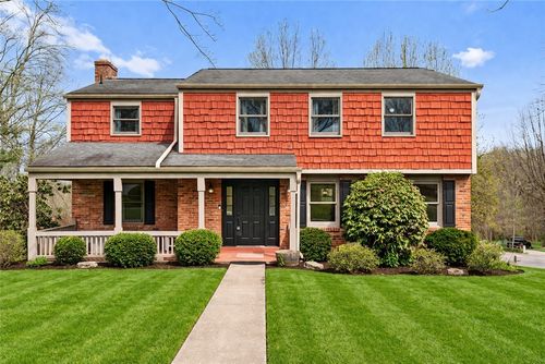 115 Oakdale Dr, Zelienople, PA, 16063-9308 | Card Image