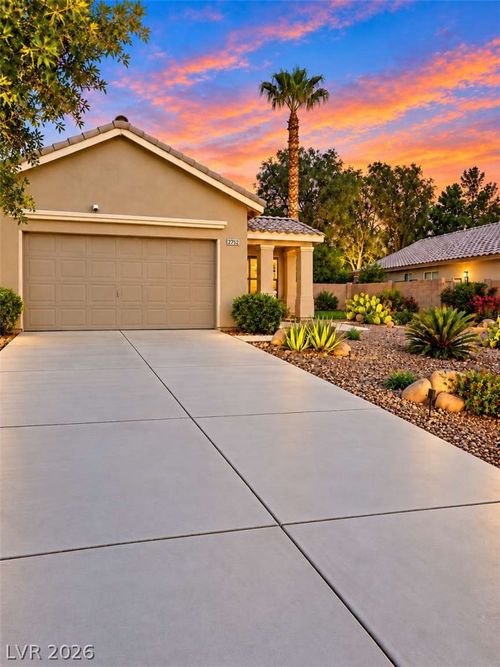 2752 Saigon Dr, Henderson, NV, 89052-2834 | Card Image