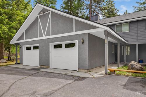 b2-812 Carico Ct, McCall, ID, 83638 | Card Image
