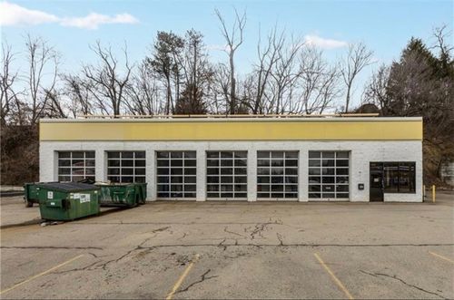 9435 State Route 30, North Huntingdon, PA, 15642-3781 | Card Image