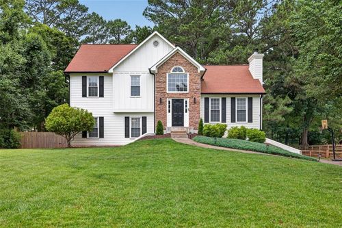 7745 Wynfield Dr, Cumming, GA, 30040-5697 | Card Image