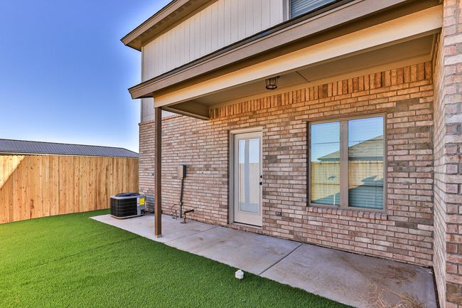 2532 138 Th St, House other with 2 bedrooms, 3 bathrooms and null parking in Lubbock TX | Image 6