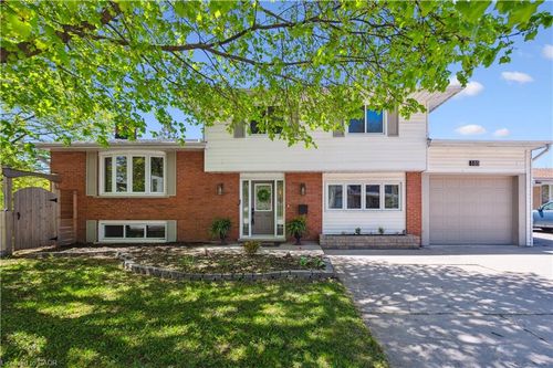 185 Carter Ave, Waterloo, ON, N2J3K5 | Card Image