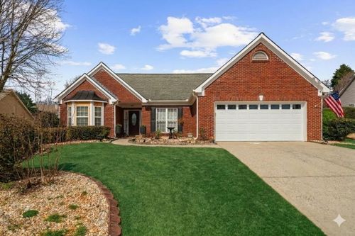 8565 Meadowgrove Ln, Gainesville, GA, 30506-4832 | Card Image