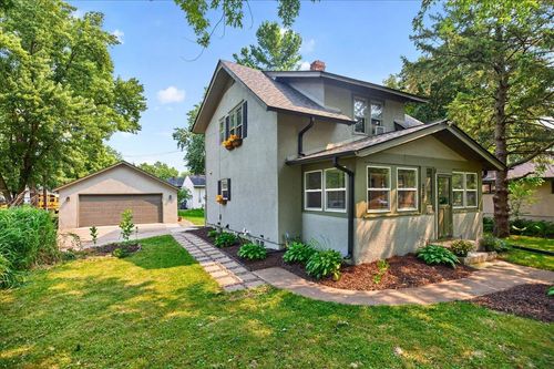 2207 Holloway Ave E, North Saint Paul, MN, 55109-3929 | Card Image