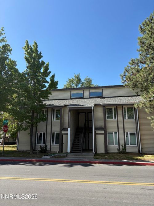 2105 G St, Sparks, NV, 89431-4211 | Card Image