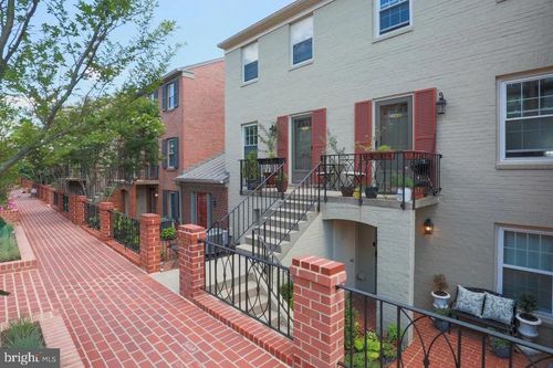 d-1636 Beekman Pl Nw, WASHINGTON, DC, 20009-4088 | Card Image