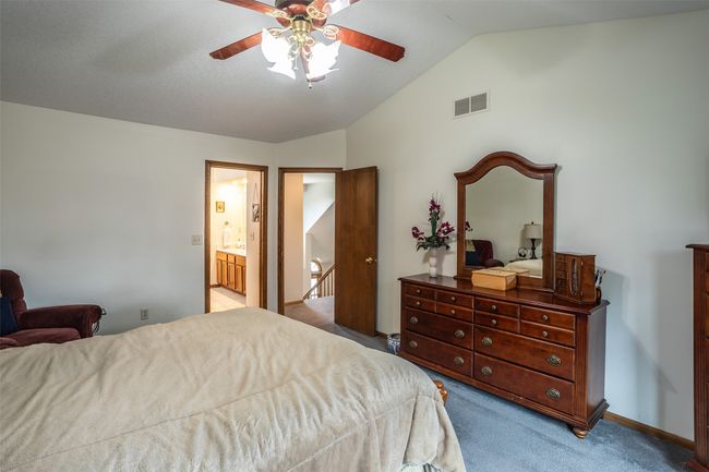7508 Hickory Ln, Home with 5 bedrooms, 4 bathrooms and null parking in Urbandale IA | Image 24