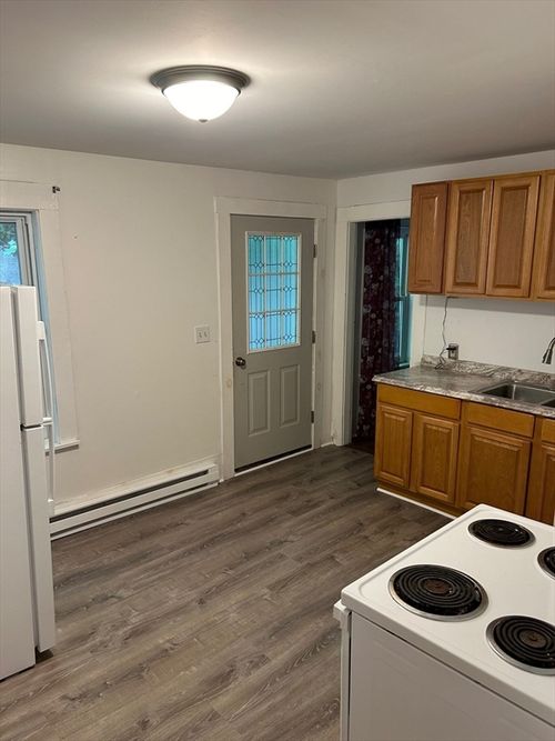 2-10 Keys Ave, Belchertown, MA, 01007-9688 | Card Image