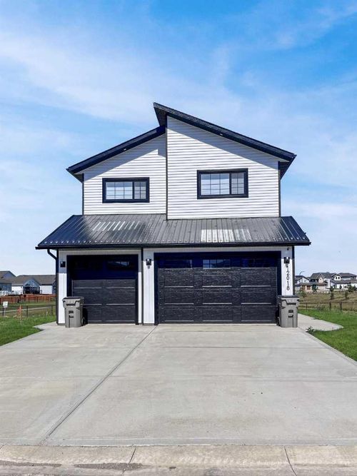 12018 77 Ave, Grande Prairie, AB, T8W0M5 | Card Image