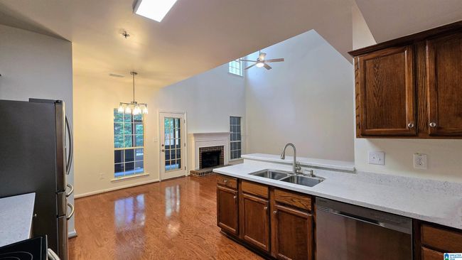 132 Timberleaf Cir, Townhouse with 3 bedrooms, 3 bathrooms and null parking in Alabaster AL | Image 7