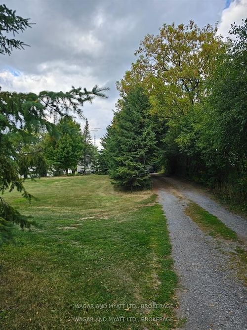 609 Lower Slash Rd, Deseronto, ON, K0K1X0 | Card Image