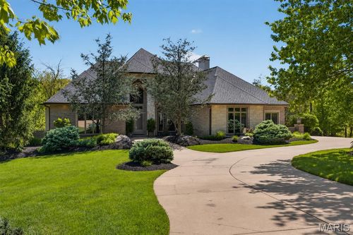 3817 Indian Ridge Ln, Defiance, MO, 63341-2026 | Card Image