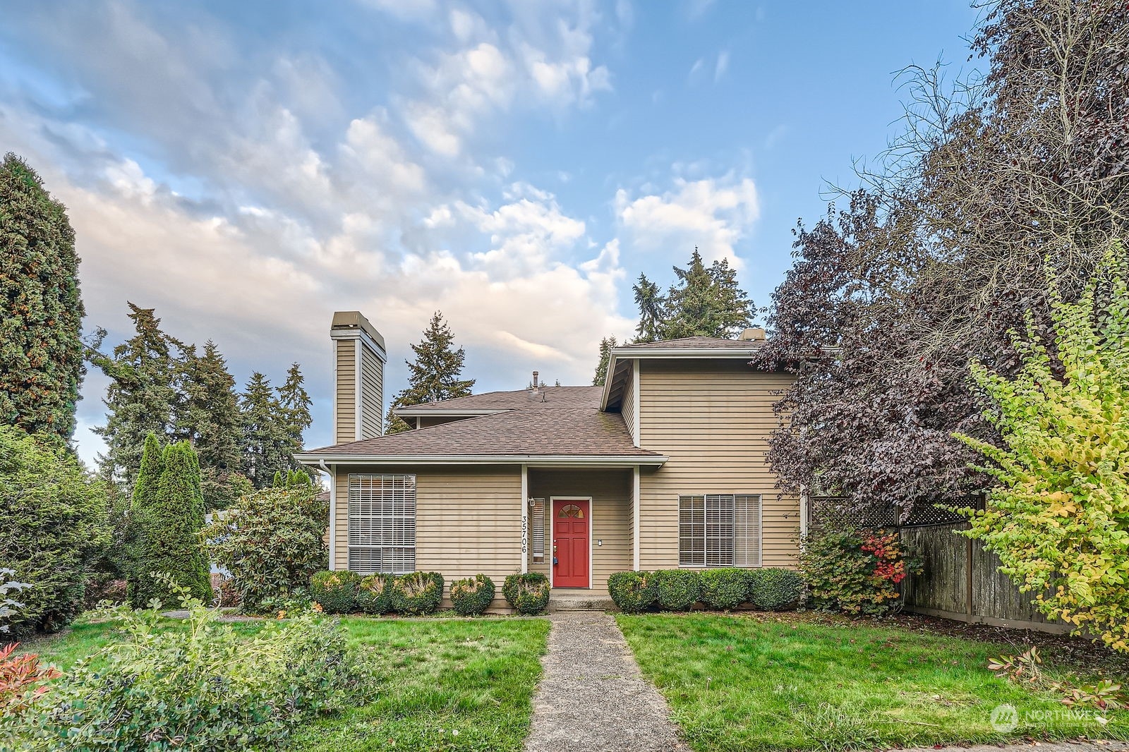 25th Pl, Federal Way, WA 98003