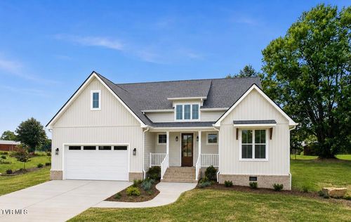 2040 Carson Way, Piney Flats, TN, 37686-4166 | Card Image