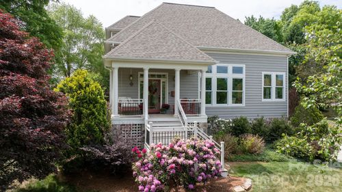 1221 Grande Vista Ct, Hudson, NC, 28638-8837 | Card Image