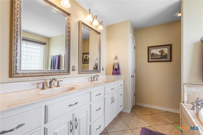 444 E Maxwell Ditch Rd, House other with 3 bedrooms, 2 bathrooms and null parking in Port Lavaca TX | Image 34